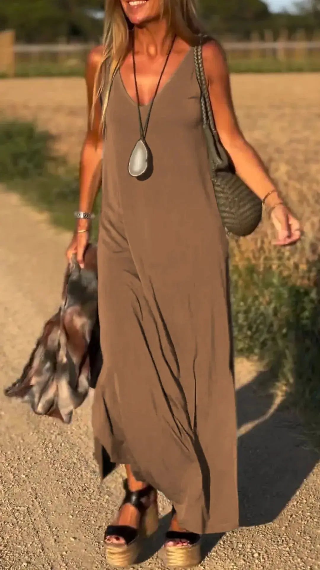 Vestido Parisienne – Estilo Chic e Contemporâneo da Moda Europeia (Leve e Soltinho)